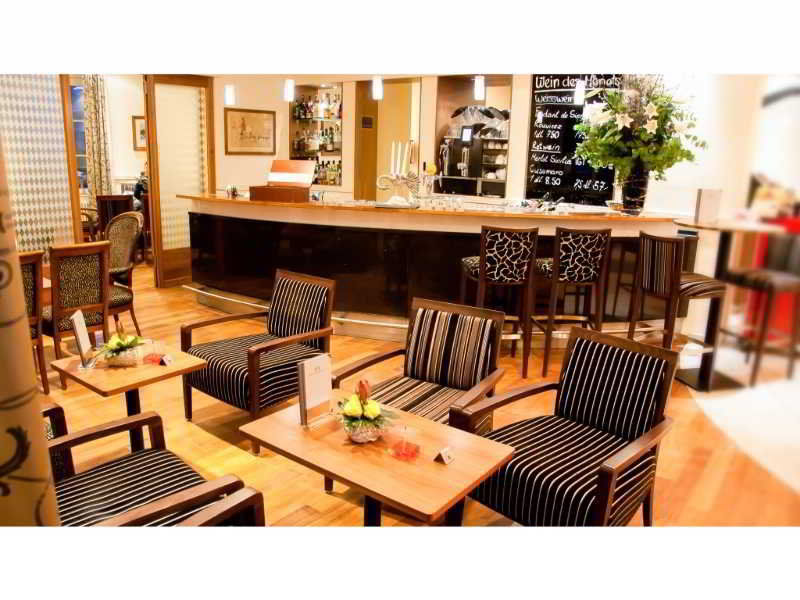 Hotel Schweizerhof Basel Bagian luar foto